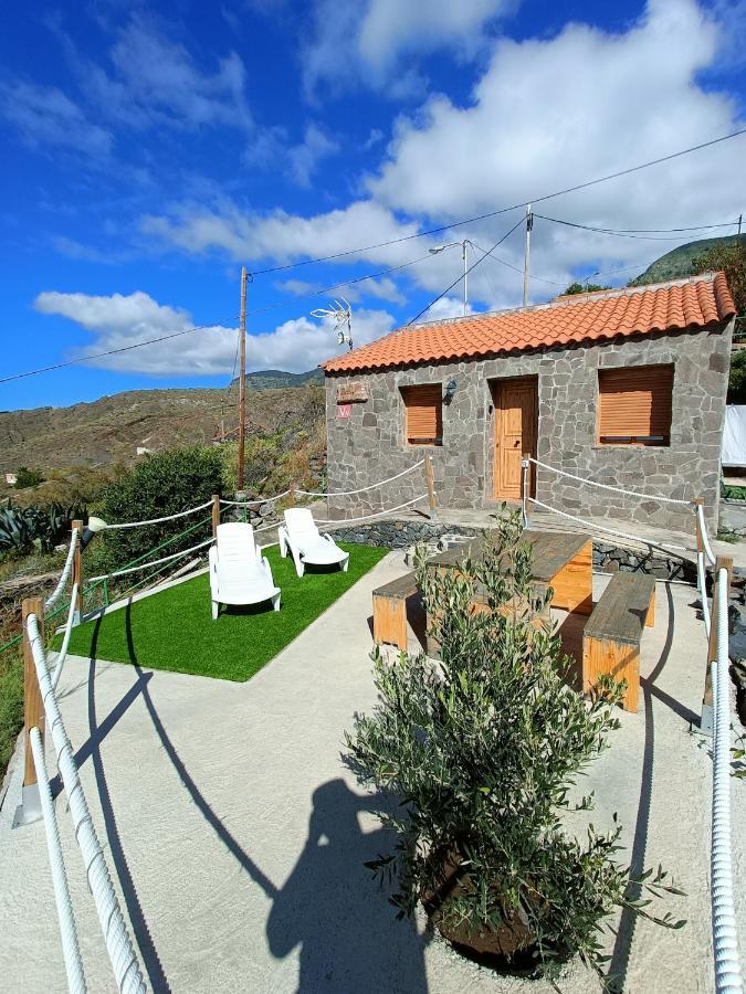 Casa Ninas Alojera
